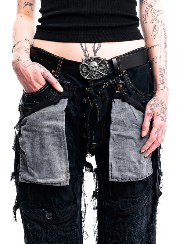 Obsidian Pockets Denim — close-up detail of the piece by PrototypesParis Detail